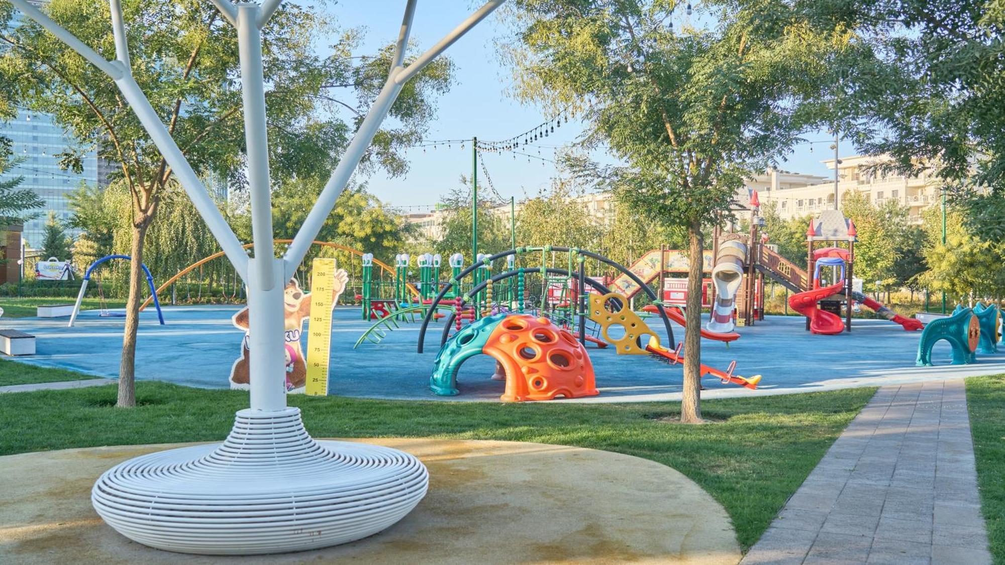 Holiday Inn Tashkent City By Ihg Exteriör bild