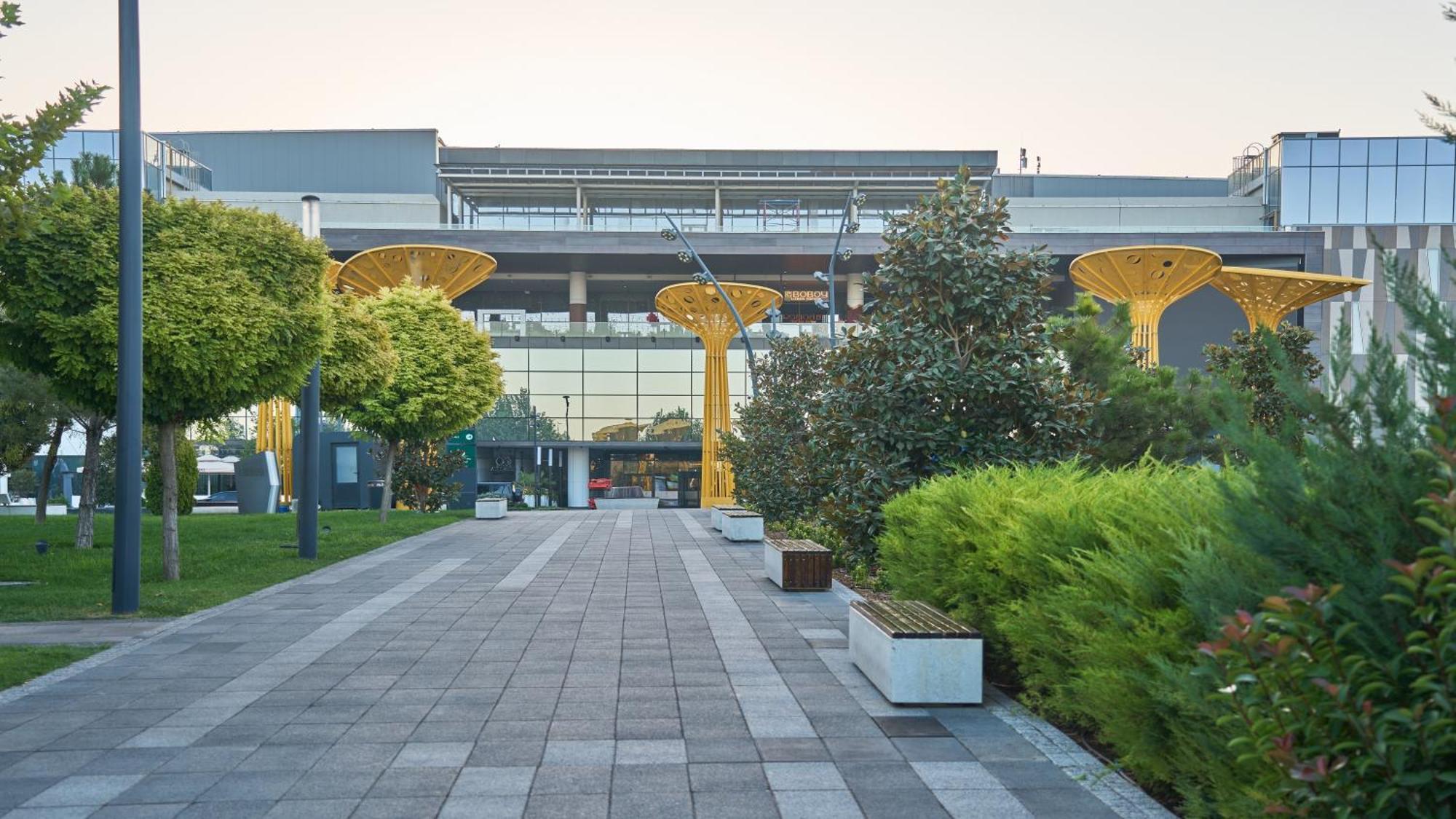 Holiday Inn Tashkent City By Ihg Exteriör bild