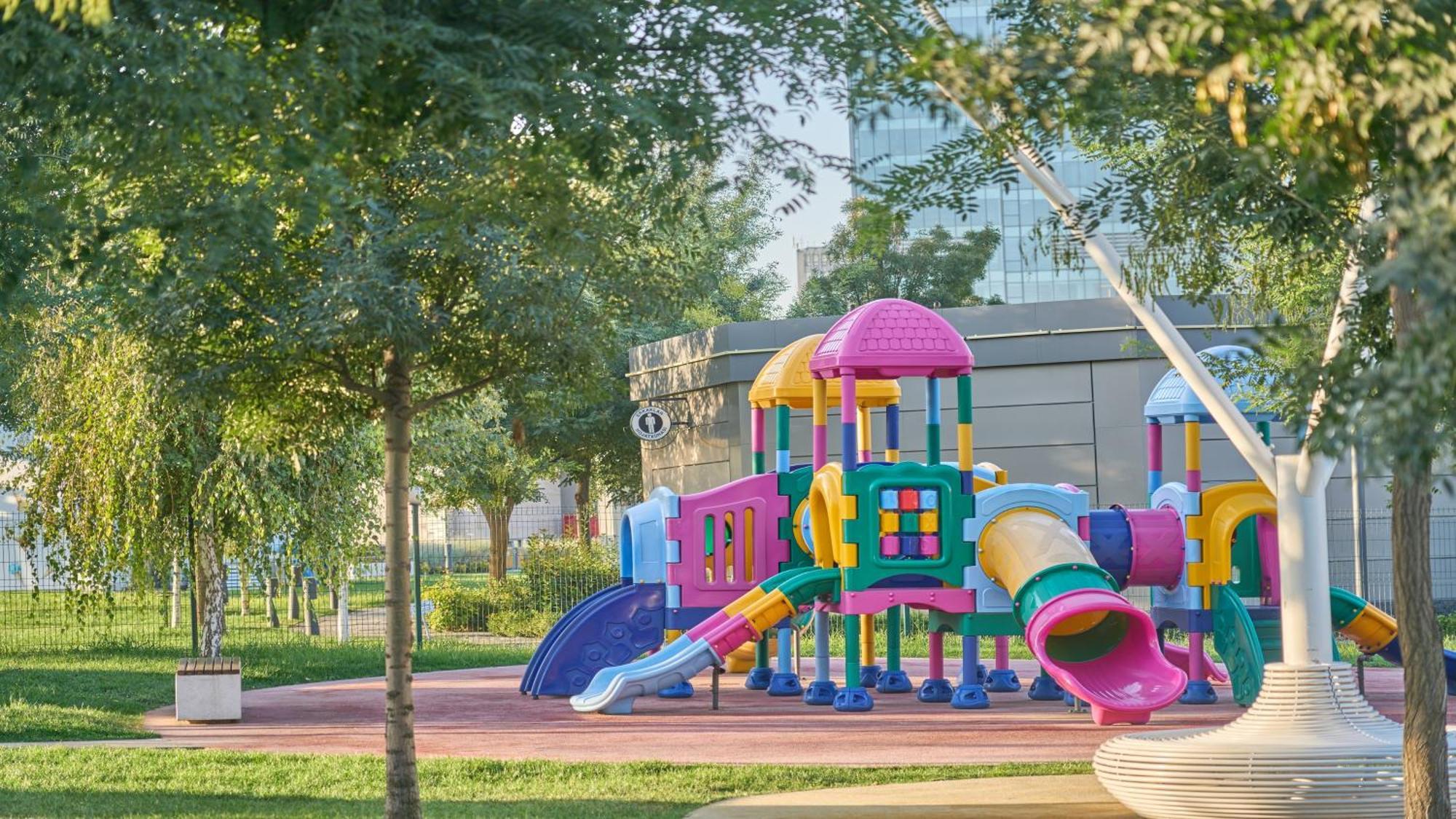 Holiday Inn Tashkent City By Ihg Exteriör bild
