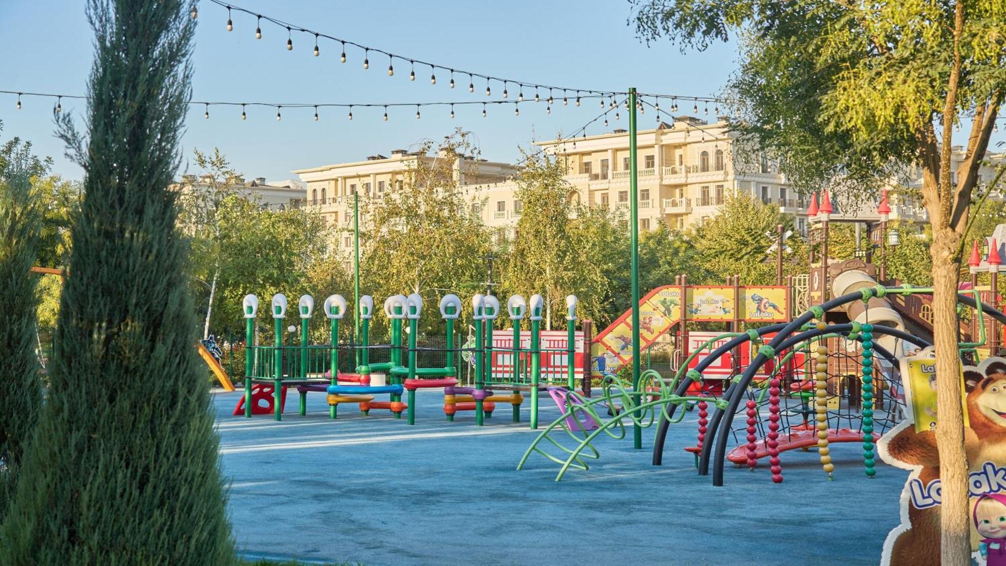 Holiday Inn Tashkent City By Ihg Exteriör bild