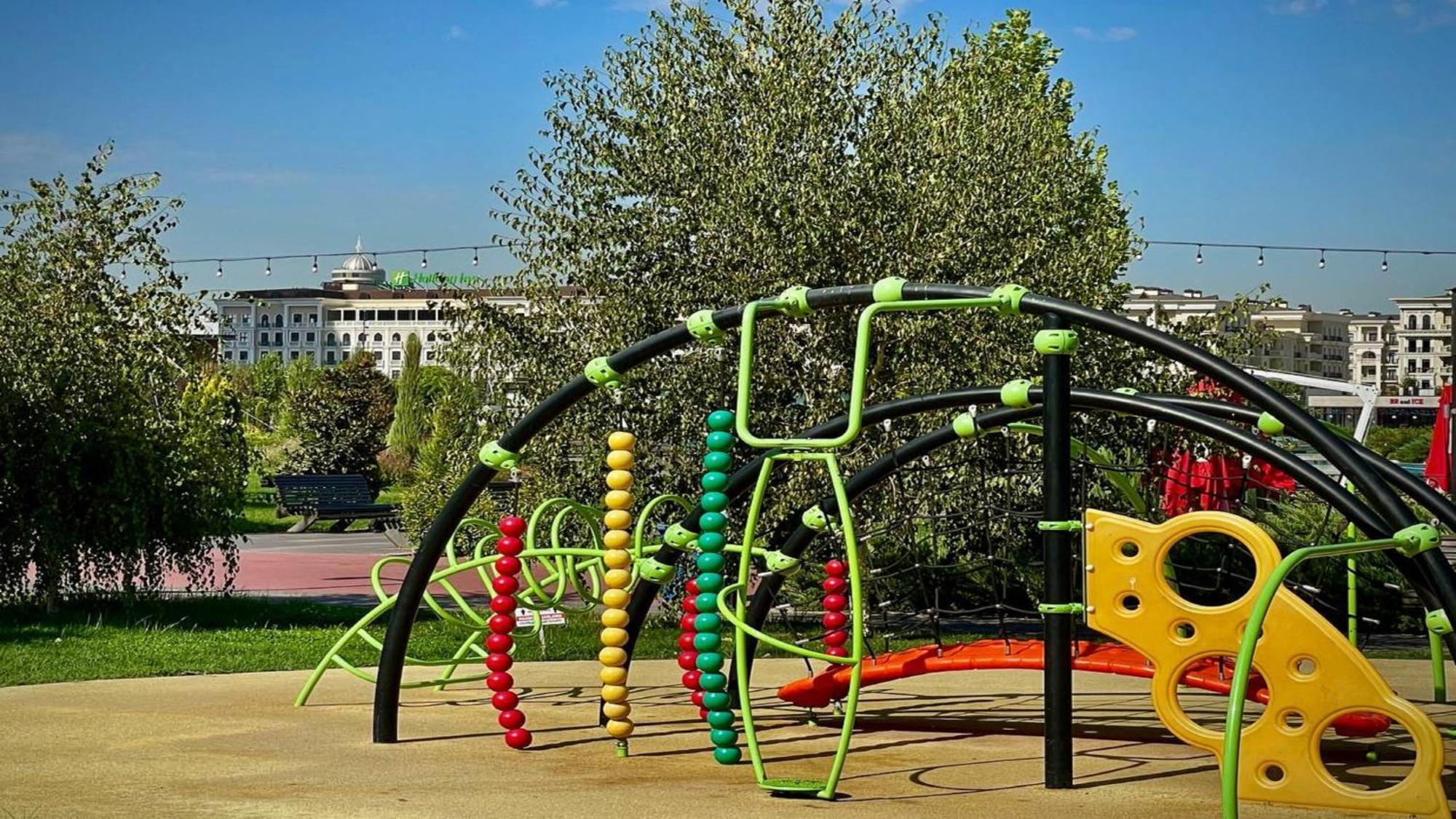 Holiday Inn Tashkent City By Ihg Exteriör bild