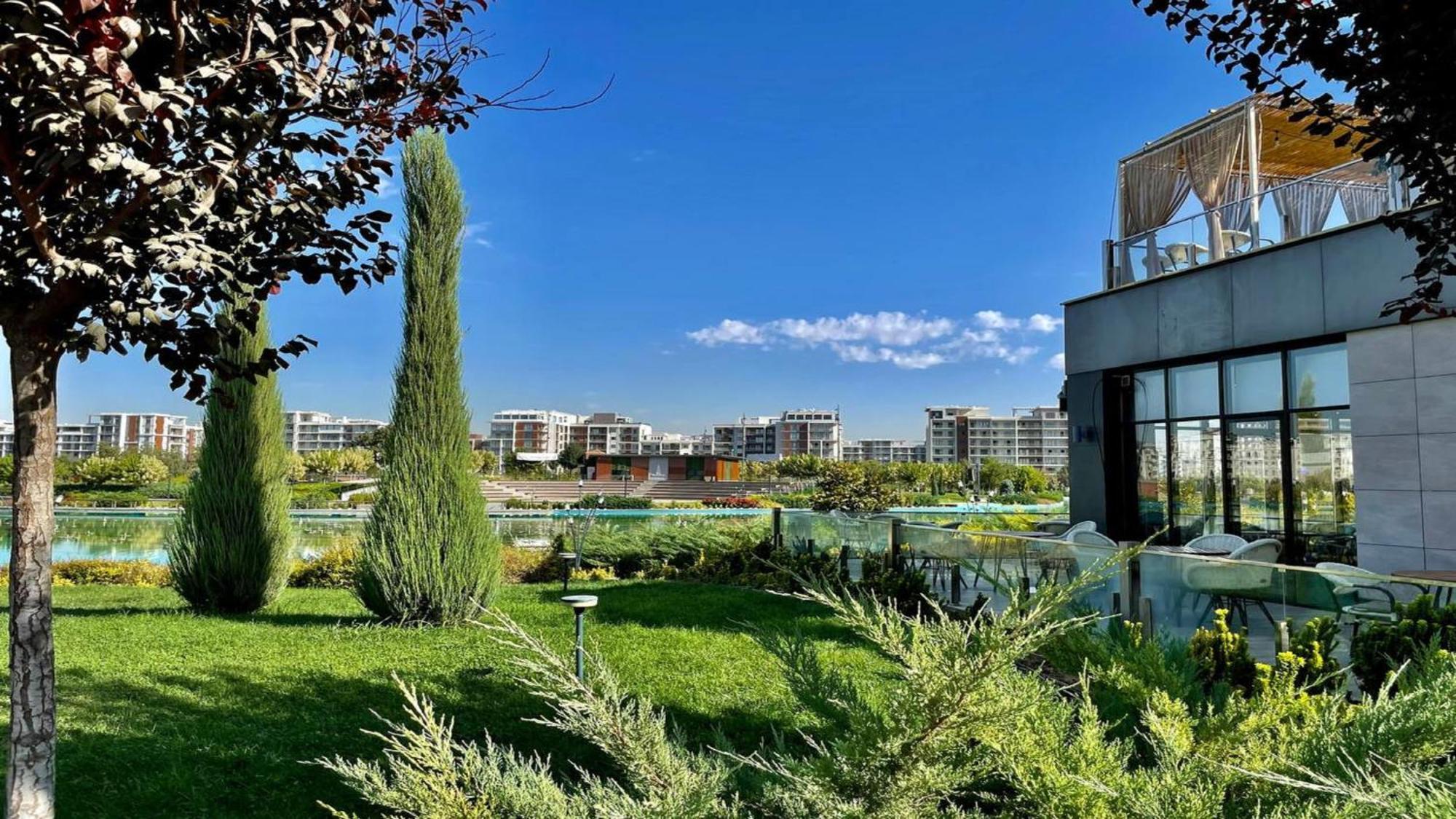 Holiday Inn Tashkent City By Ihg Exteriör bild